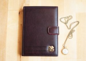 гравировка на записной книжке